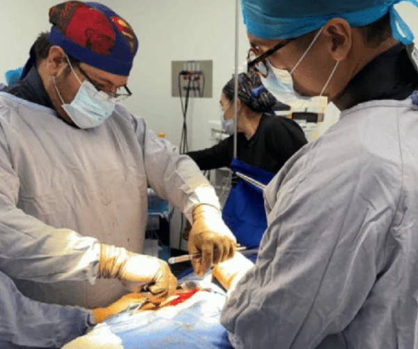 Especialista en Cirugía de Hernia Discal en León, Gto